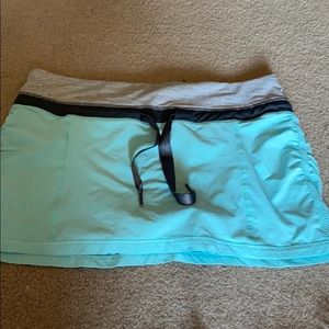 Teal lulu lemon skirt